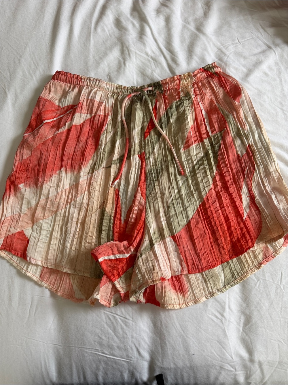 H&M Red, Cream & Olive Pleated Drawstring Shorts